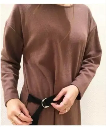 이어파피요네 밑단 슬릿 벨트 와플 티셔츠 롱 원피스 블랙