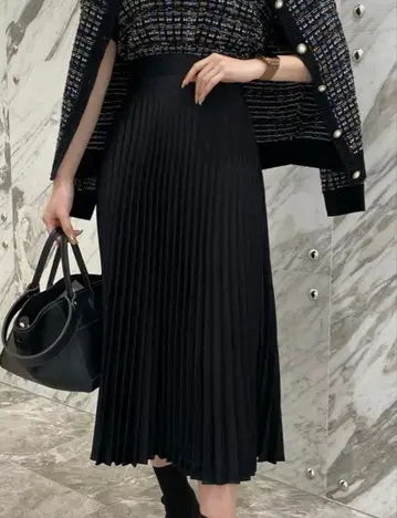 블랙 프라이데이 QUNG 카로 플리츠 스커트