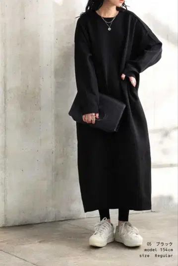 안티카 스펀지 니트 원피스 블랙 Regular 사이즈 새상품