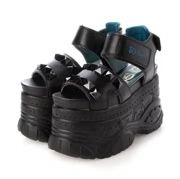 요스케 통굽 샌들