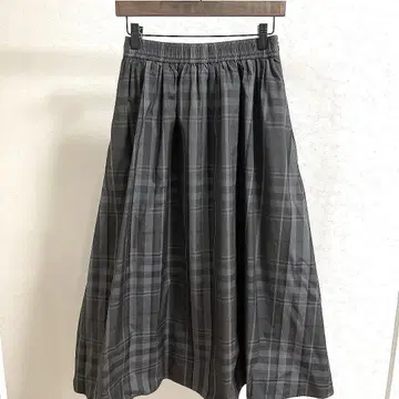 [ 새상품 ] 그린 라벨 릴랙싱 타프타 개더 스커트