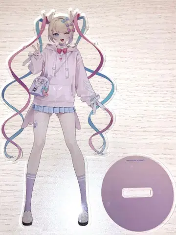 니디가전 아크릴 스탠드 외출 룩 초텐짱