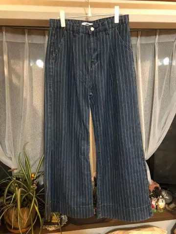 [ 완판템 ] 스트라이프 배기 데님