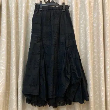 [SENSO] 블랙 플레어 스커트 레이스 밑단 38