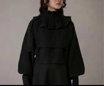 PERNA 레이어드 니트 케이프 머플러 세트 블랙 계열 퍼프 슬리브