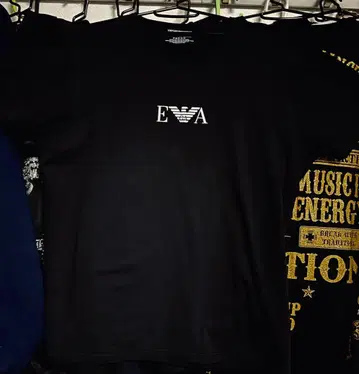 EMPORIO ARMANI 블랙 T셔츠 XL