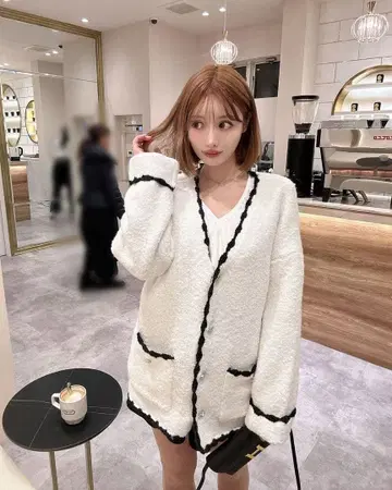 [ 새상품 ] Rady 바이컬러 니트 코트 화이트 S 사이즈