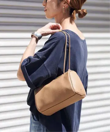 FRAMeWORK & MyuQ KORO 2WAY 라운드 보스턴