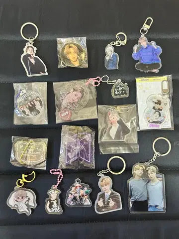 BTS 지민 아크릴 키링 묶음 판매