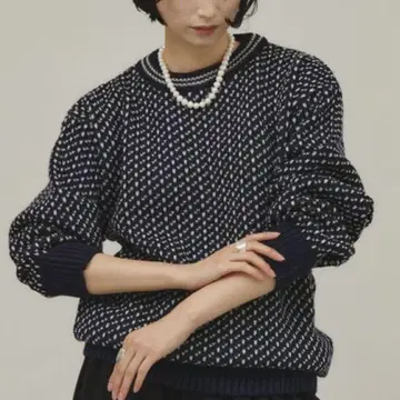 캘런솔로지 Miller Rayner 크루넥 니트 풀오버