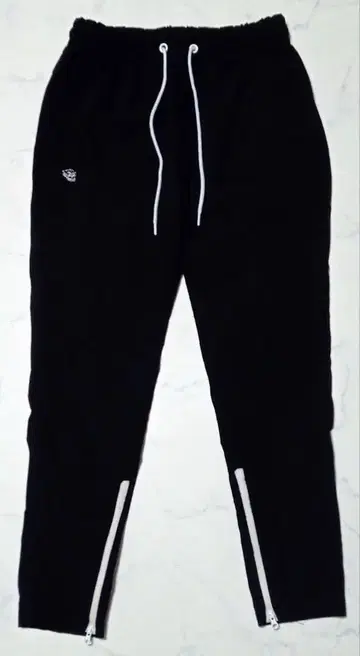 LIBEIRO 나일론 맨투맨 S 사이즈