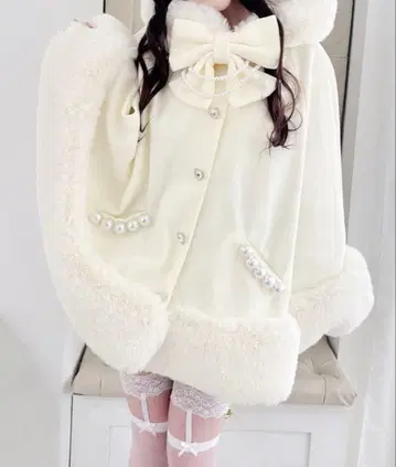 MARS Princessmelody 케이프 코트 퍼 판초 화이트