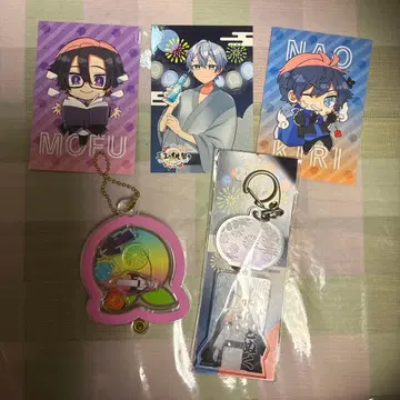 컬러풀피치 아크릴 키링 컬러풀 디자인