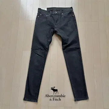 Abercrombie & Fitch 슬림핏 블랙 데님 사이즈 32
