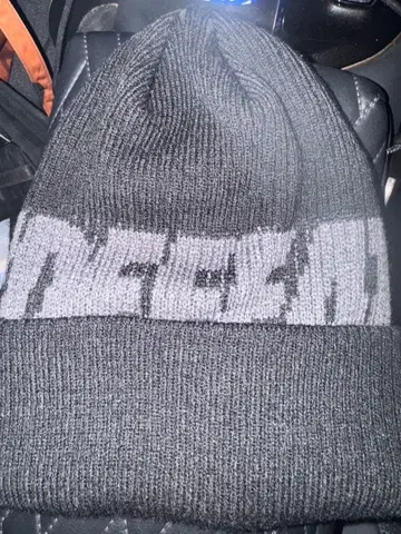 새상품 레어 Undefeated 니트 모자 비니