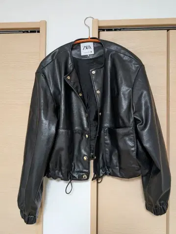 새상품급 ZARA 여성용 라이더 가죽 자켓