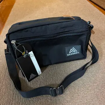미사용 새상품 GREGORY 블랙 숄더백