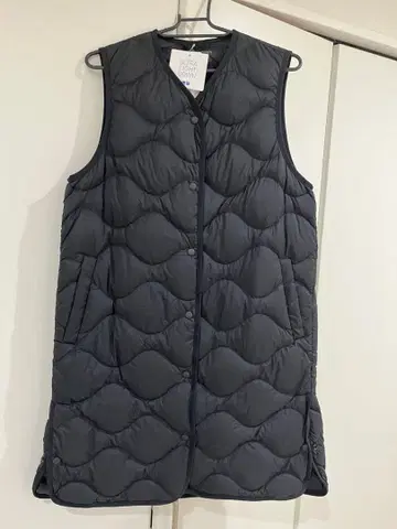 유니클로 울트라 라이트 다운 롱 베스트 S