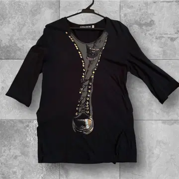 신발 프린트 블랙 긴팔 T셔츠