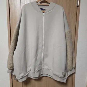 드럭 스토어즈 집업 아우터 아이보리