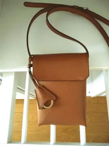 [거의 미사용] 아니아리 숄더백 33-0300