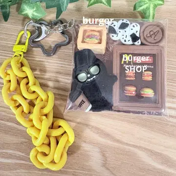 가챠 파우치 burger shop과 BLACK 몬스터