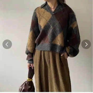 새상품 아가일 키 넥 풀오버 니트/차콜 LIAN