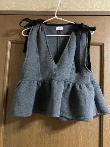 bibiy 프릴 장식 그레이 뷔스티에 F 사이즈