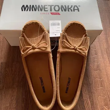 미네통카 스웨이드 모카신