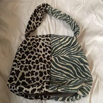 스콧 클럽 Casselini 레오파드 무늬 백