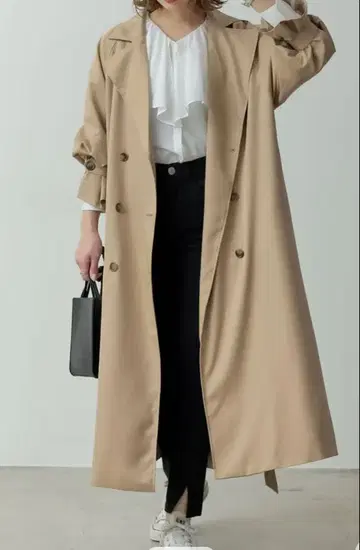 레이스 탈부착 가능 베이지 트렌치코트