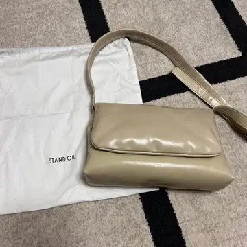 스탠드오일 STANDOIL 숄더백 아이보리