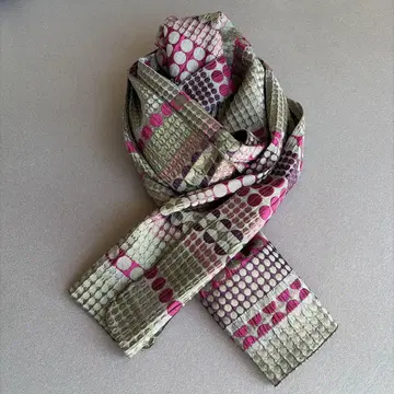 Margo Selby 실크 스카프