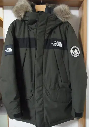 THE NORTH FACE 다운 자켓 올리브 그린