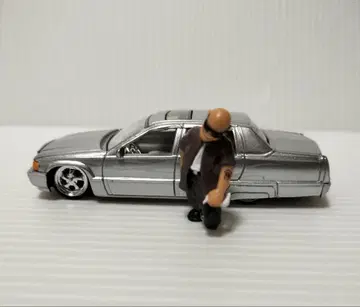 1/64 캐딜락 플리트우드 jada 호미즈 피규어 1개