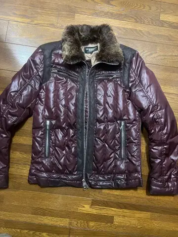 토네이도 마트 다운 자켓