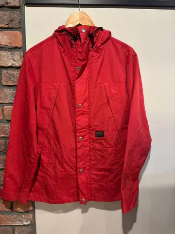 NANO-UNIVERSE 빨간색 후드 부착 나일론 자켓