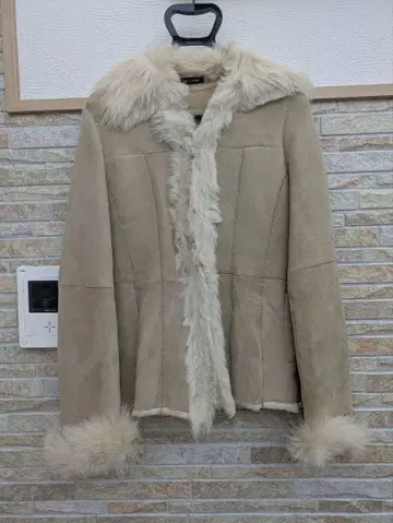 미사용! 꼼사데모드 양가죽 자켓