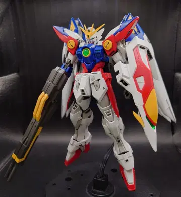 RG 윙건담 제로 조립품