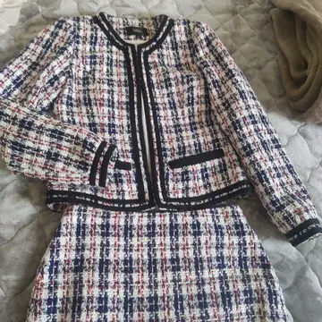 슬림 트위드 자켓 & 스커트 셋업