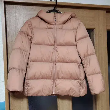 유니클로 울트라 라이트 다운 코쿤 후드티 S 사이즈