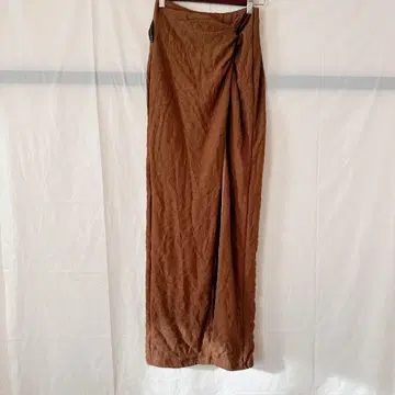 새상품급 MISSGUIDED 브라운 타이트 스커트 [ S ] 랩스커트