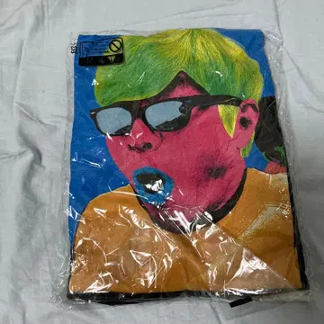 새상품 사마이즈 라이브14 로니오 락T셔츠 XL 사이즈