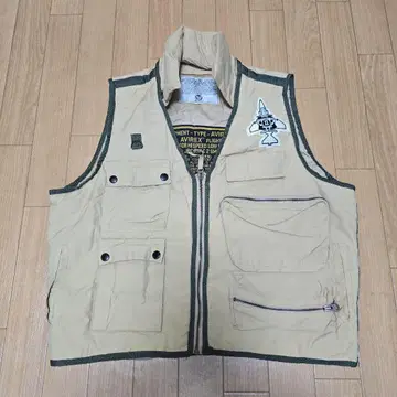 AVIREX 플라이트 베스트 M 구제 의류.