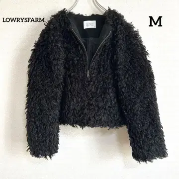LOWRYSFARM 블랙 인조 모피 숏 기장 자켓 노카라