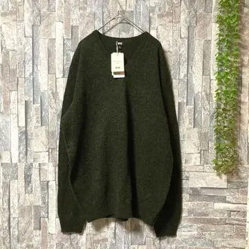 택 포함 새상품 [ UNIQLO ] 라무 V넥 스웨터 올리브 (XL)