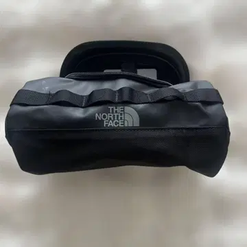 THE NORTH FACE 블랙 백 컴팩트