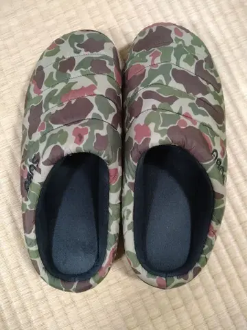 SUBU 카모 패턴 샌들 수납 봉투 포함