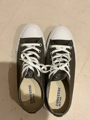 CONVERSE NEXTRA 그레이 스니커즈 26.5
