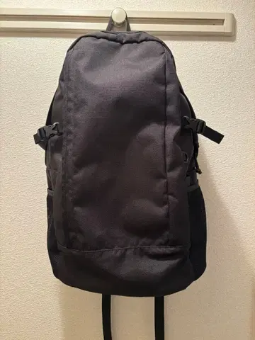 무인양품 어깨 부담을 줄이는 대용량 럭색 블랙 31L